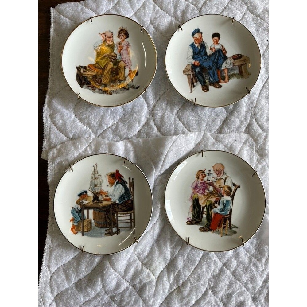 Vintage Norman Rockwell Porcelain Collector Display Plates Set of 4 Round